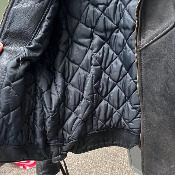 California Creations Women's Black Leather Jacket - Picture 14 of 15